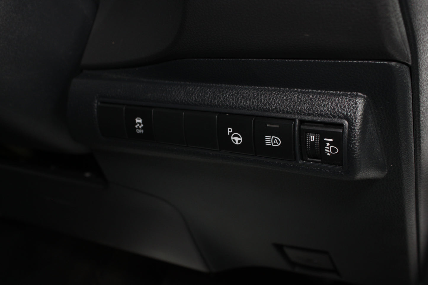 Toyota Corolla 1.8 VVT-i Hybrid Design 5dr CVT