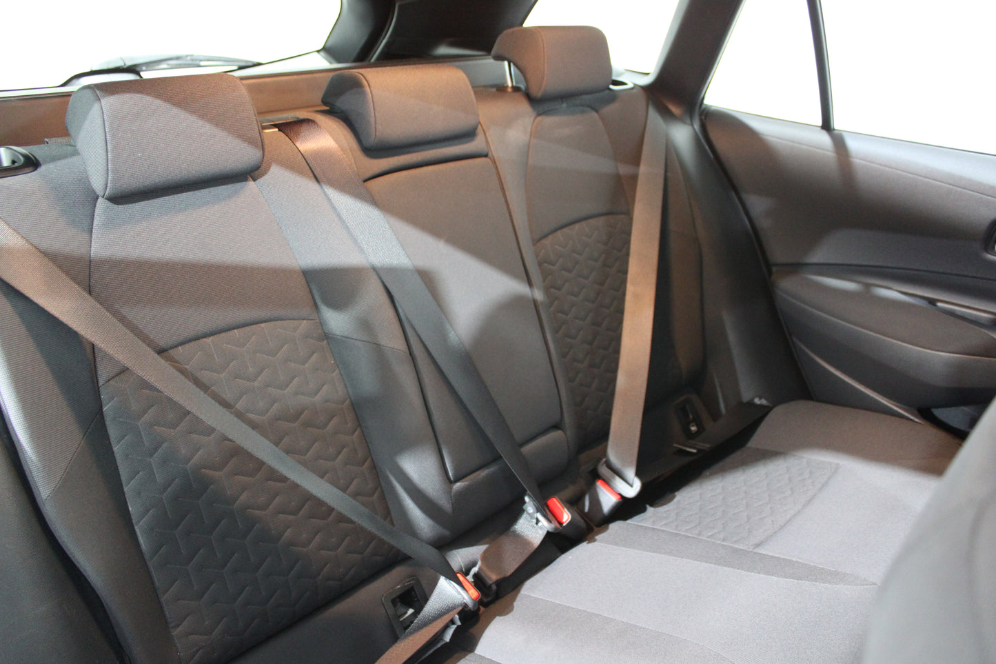 Toyota Corolla 1.8 VVT-i Hybrid Design 5dr CVT