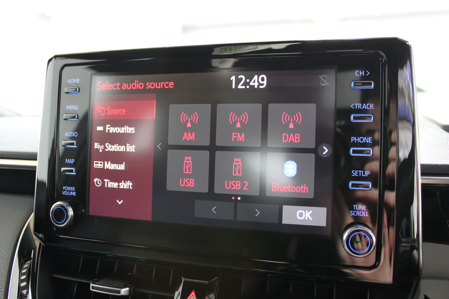 Toyota Corolla 1.8 VVT-i Hybrid Icon 5dr CVT