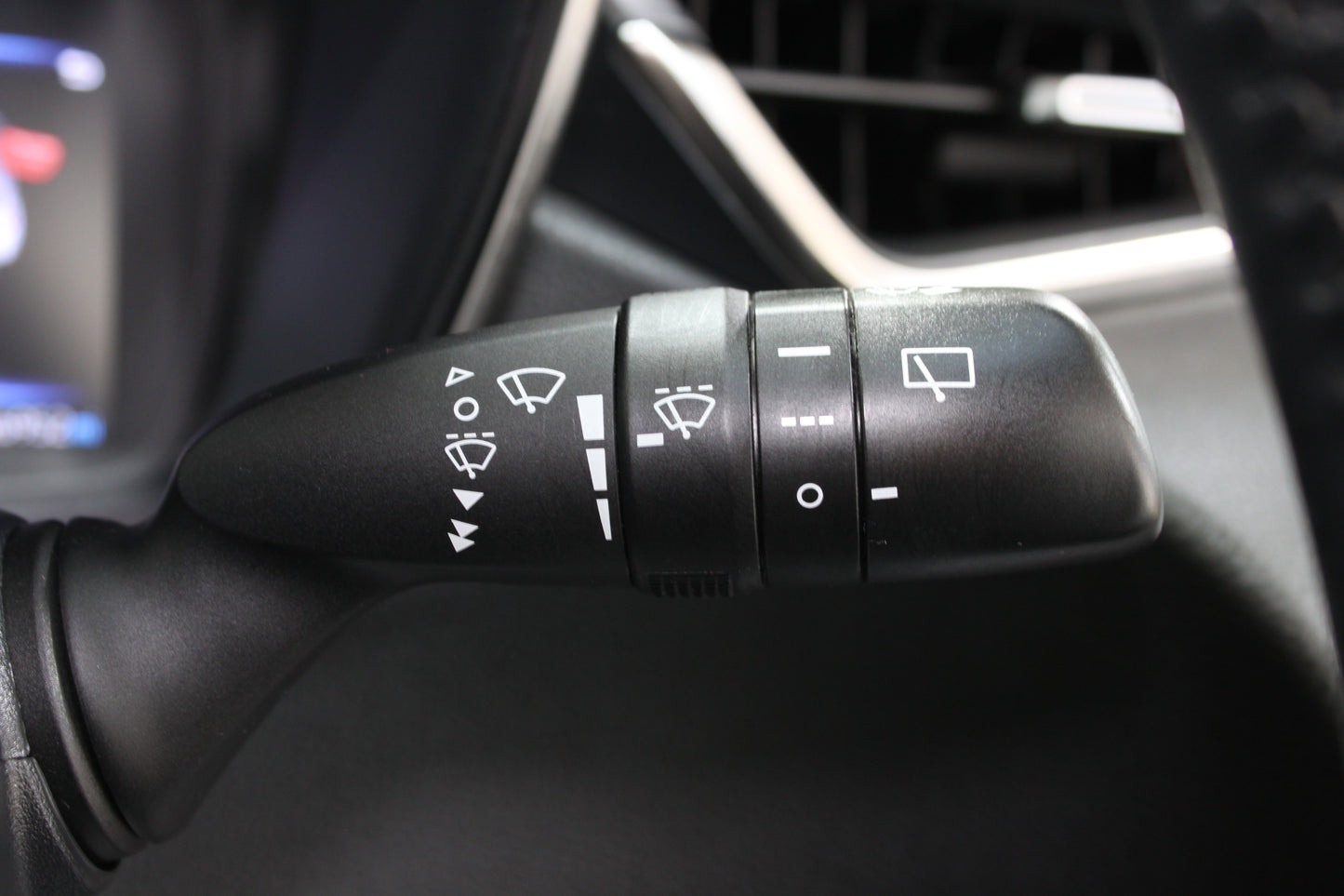 Toyota Corolla 1.8 VVT-i Hybrid Icon 5dr CVT