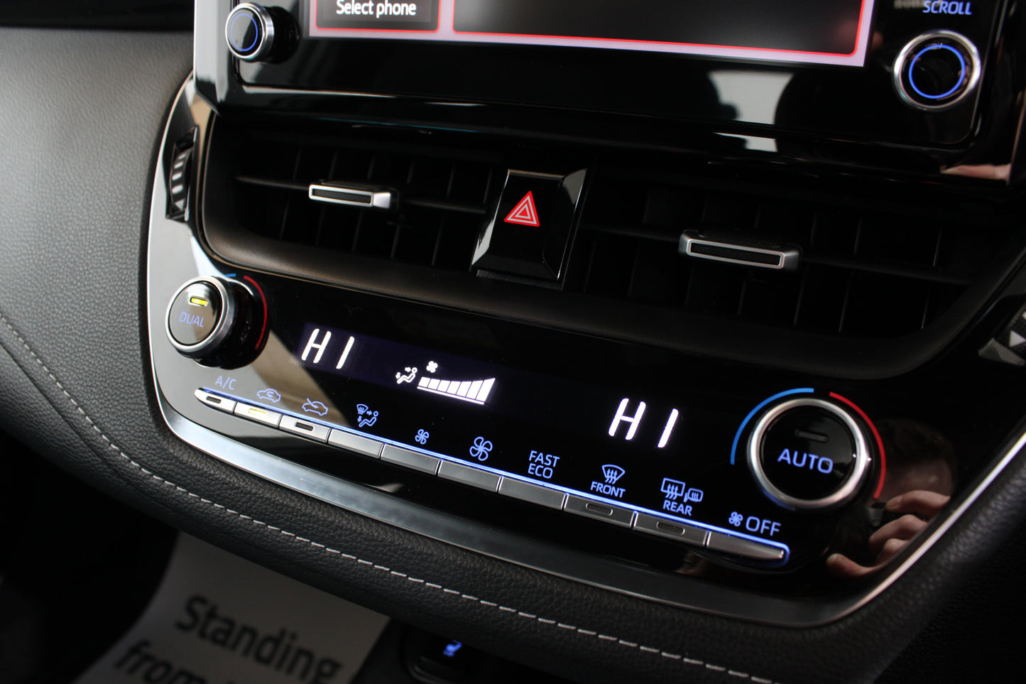 Toyota Corolla 1.8 VVT-i Hybrid Icon 5dr CVT