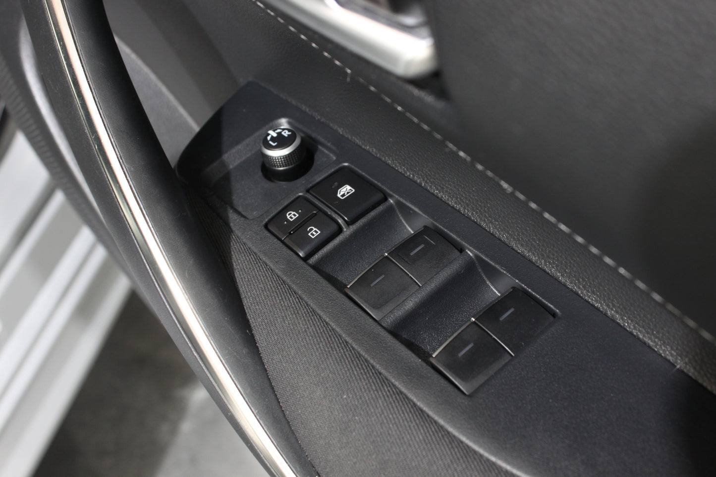 Toyota Corolla 1.8 VVT-i Hybrid Icon 5dr CVT