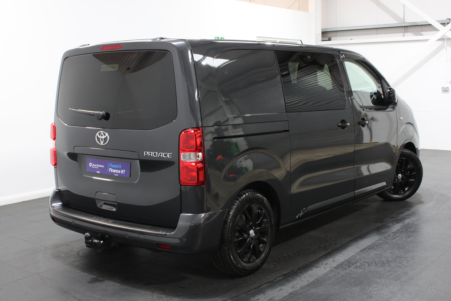 Toyota Proace 2.0D 180 Sport Crew Van Auto 6 Seater