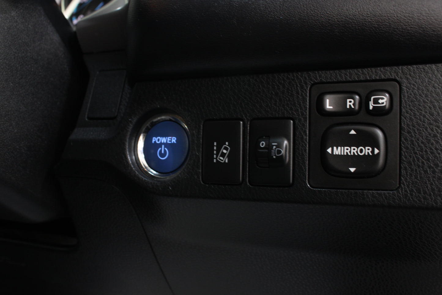 Toyota Rav4 2.5 VVT-i Hybrid Icon Tech TSS 5dr CVT 2WD