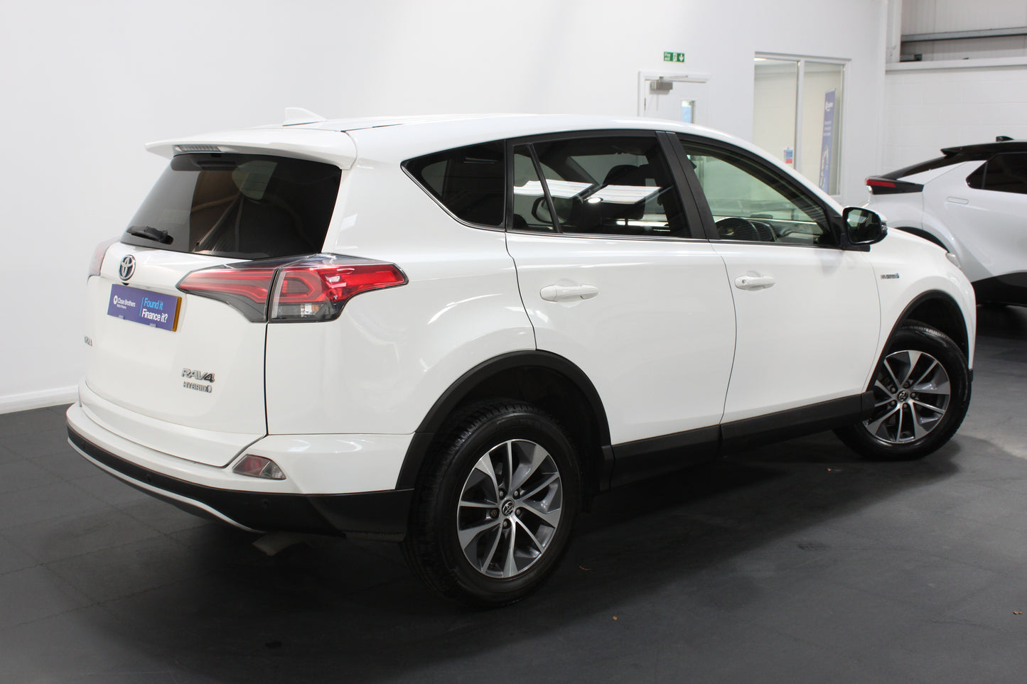 Toyota Rav4 2.5 VVT-i Hybrid Icon Tech TSS 5dr CVT 2WD