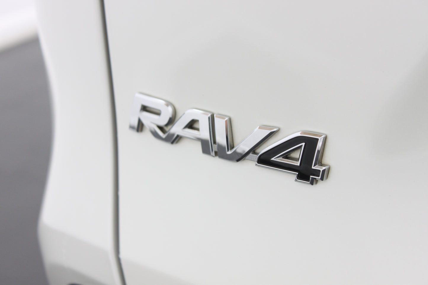 Toyota Rav4 2.5 VVT-i Hybrid Dynamic 5dr CVT 2WD