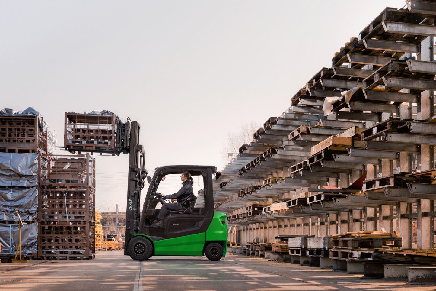 CESAB B600 Heavy Duty 4-Wheel Electric Counterbalance Forklift – 2000kg to 5000kg Capacity | High-Performance Electric Forklift for Intensive Applications