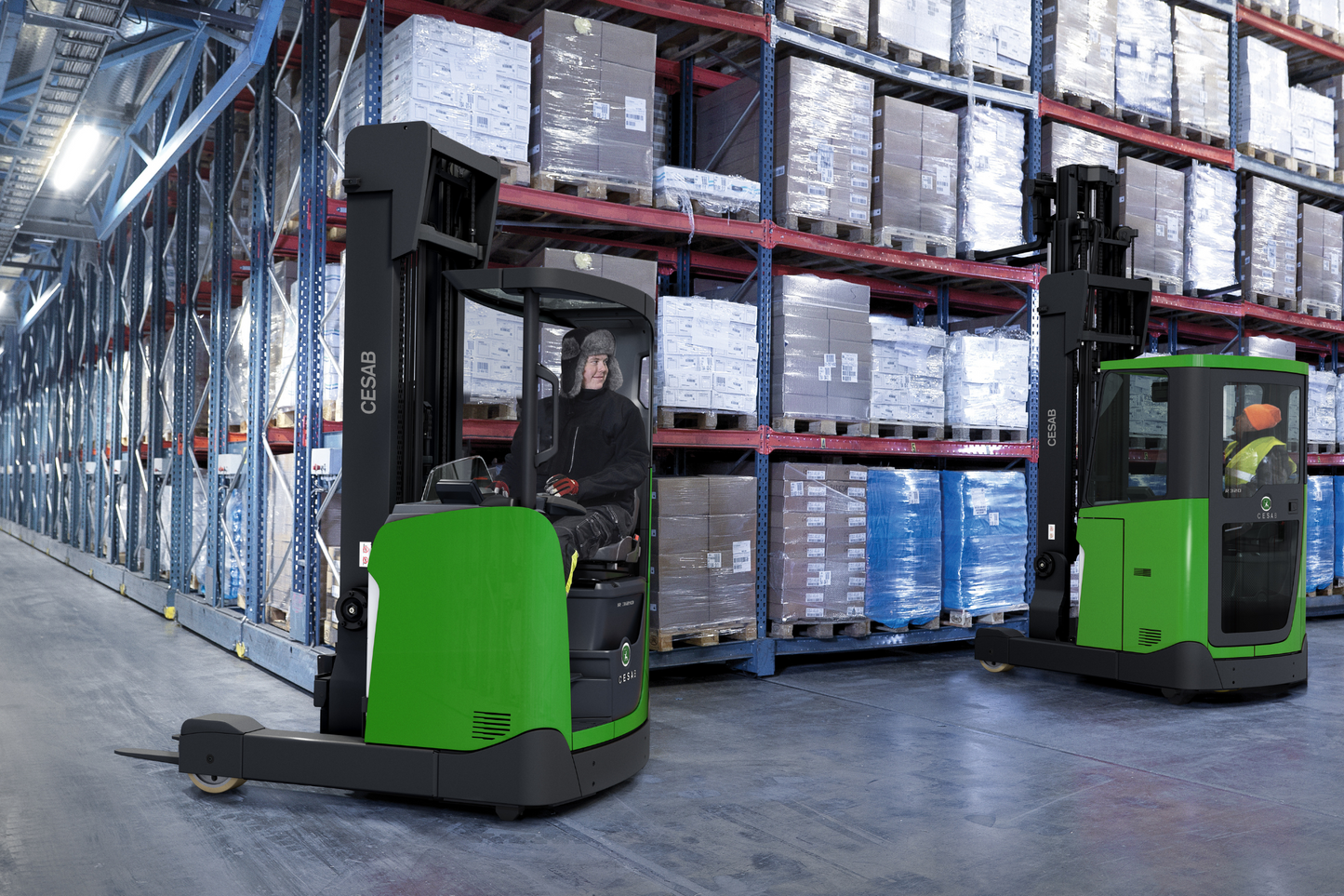 CESAB R300 High-Performance Electric Reach Truck – 1400kg to 2500kg Capacity | Advanced Lithium-Ion Reach Truck for High-Intensity Warehouse Operations