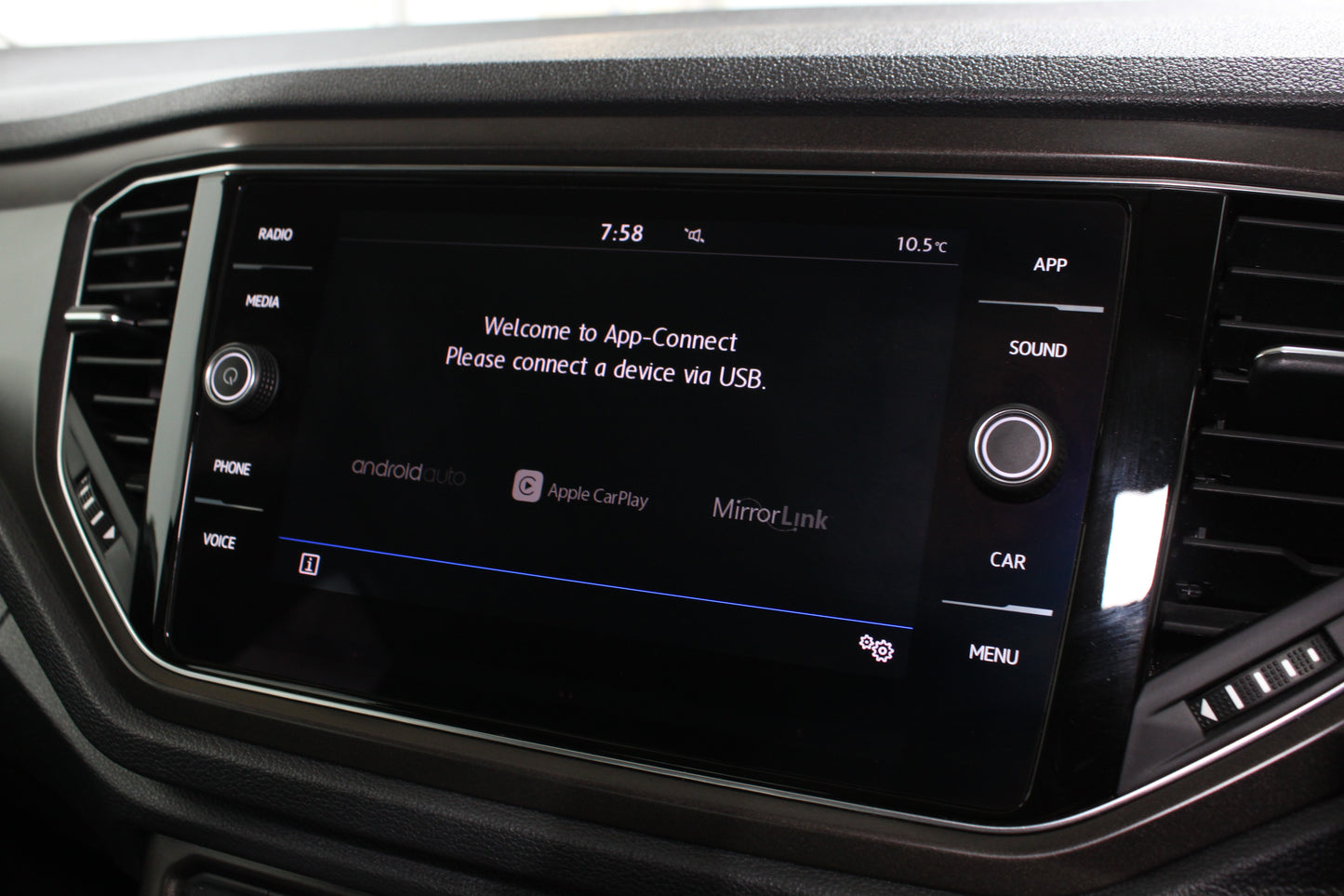 Volkswagen T-ROC 2.0 TDI SE 5dr