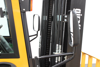 giraffe FD40 | Full Cab Diesel Counterbalance | 4-Wheel Forklift