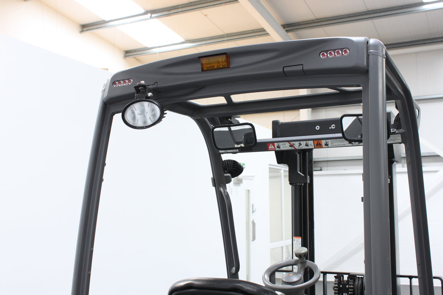 Crown SCT6020 –  Rear Twin Wheel Counterbalance