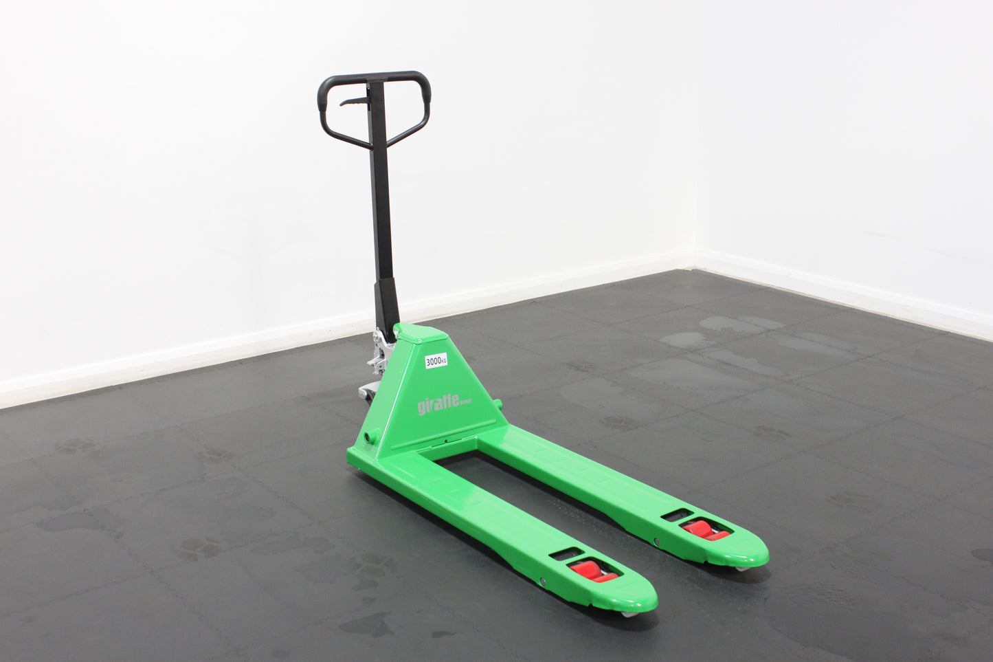 giraffe 3T Euro Spec 550x1150mm Manual Pallet Truck | Heavy Duty, Low Profile