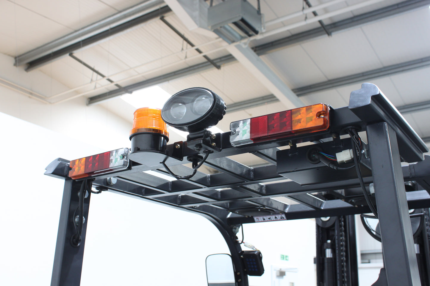 giraffe GBL20 2T Lithium Electric 3-Wheel Forklift | Fast Charging, Zero Emissions
