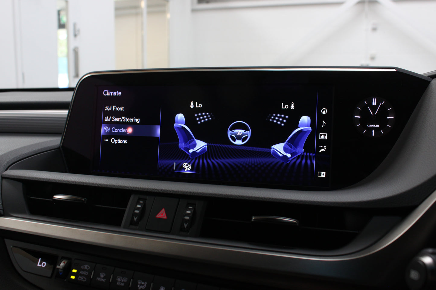 Lexus ES 300h 2.5 F-Sport 4dr CVT