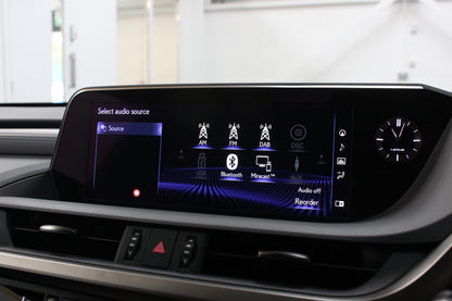 Lexus ES 300h 2.5 F-Sport 4dr CVT