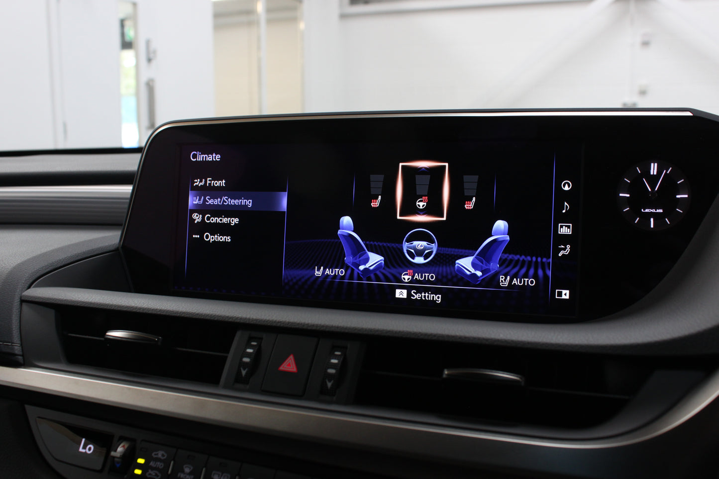 Lexus ES 300h 2.5 F-Sport 4dr CVT