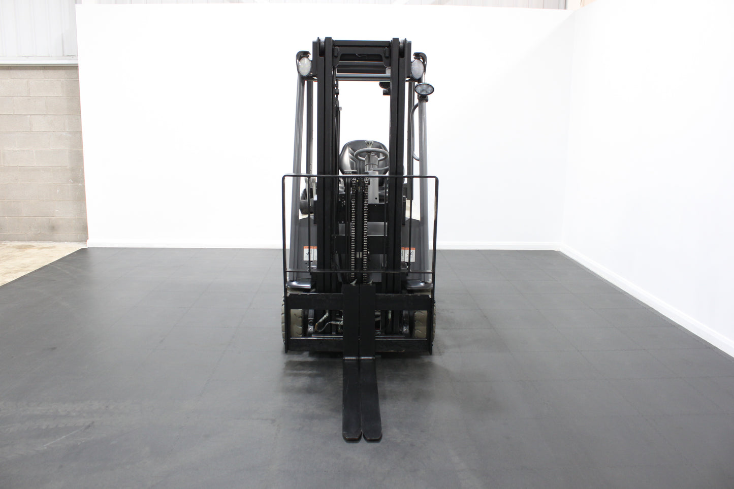 Crown SCT6020 –  Rear Twin Wheel Counterbalance