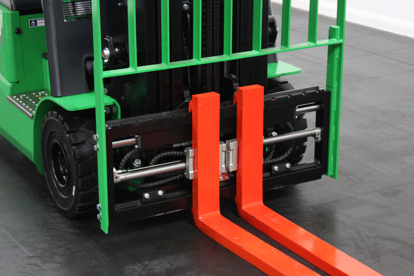 giraffe GBL20 2T Lead Acid Electric 3-Wheel Forklift