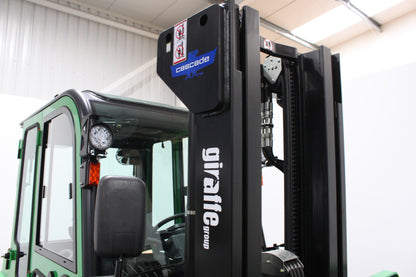 giraffe GBL30 Premium Full Cab 3.0T | 115V/230AH lithium battery |4-Wheel Forklift | Fast Charging, Zero Emissions