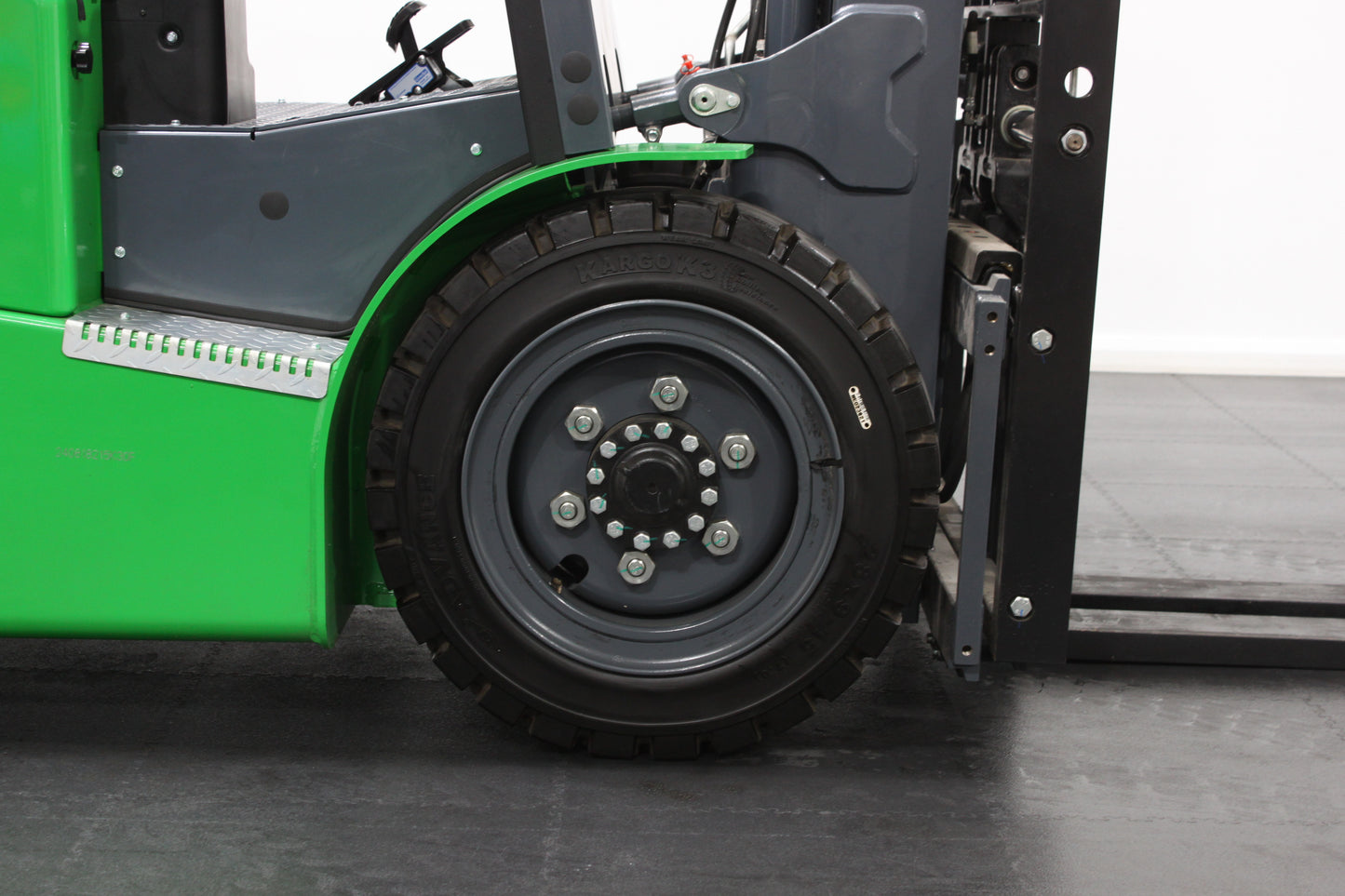 MiMA MK30 - Open Cab Lithium Electric Counterbalance