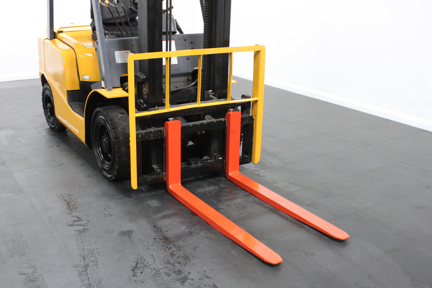 TEU FD25T – Open Cab