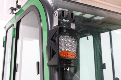 giraffe GBL30 Premium Plus Advanced Pedestrian Safety Full Cab 3.0T | Full Cab Diesel Counterbalance | 4-Wheel Forklift