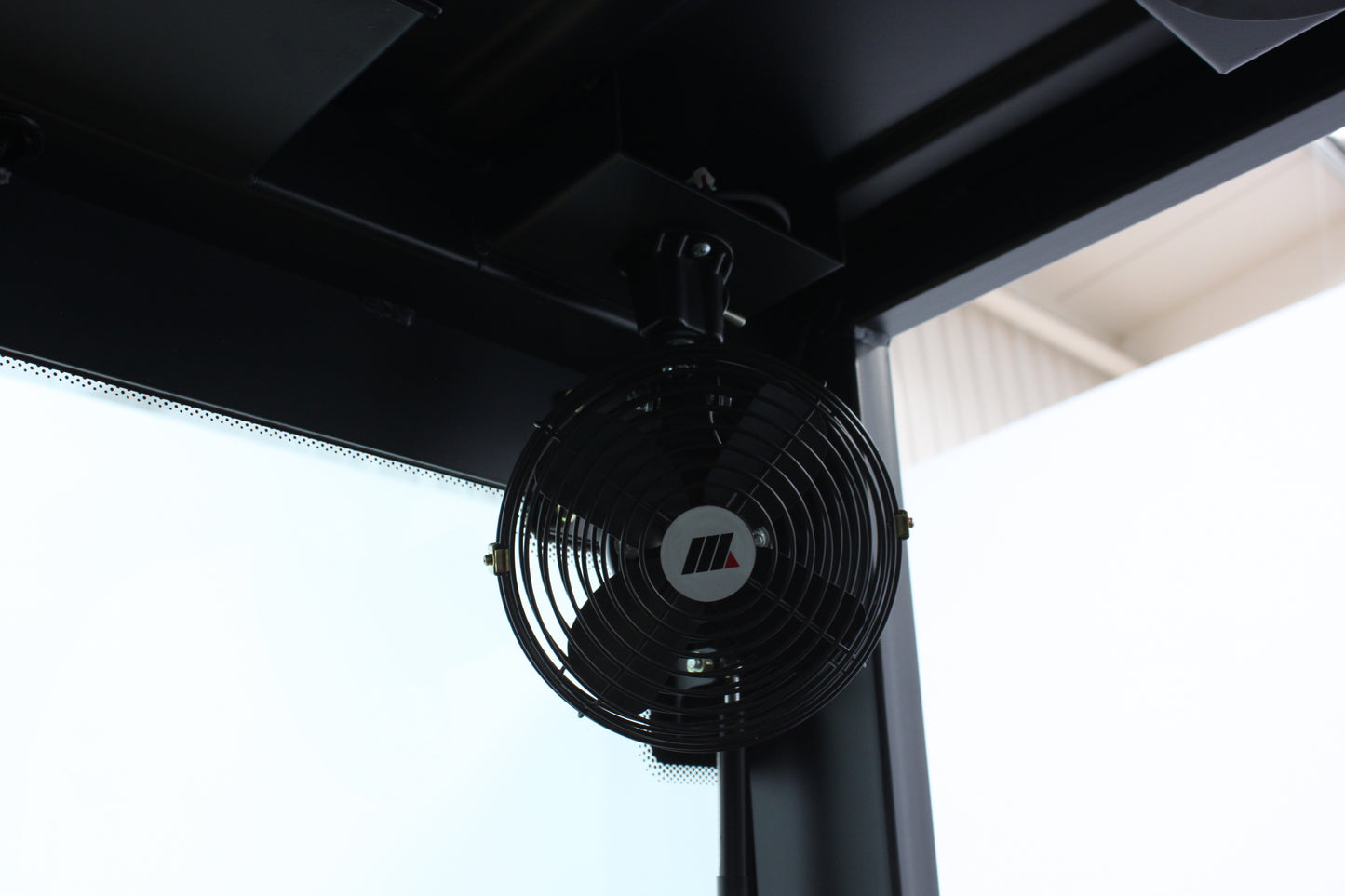 giraffe FD25| Half Cab Diesel Counterbalance | 4-Wheel Forklift