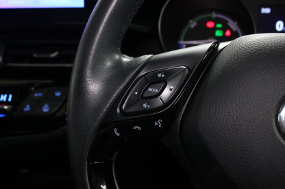 Toyota C-HR 1.8 Hybrid Design 5dr CVT