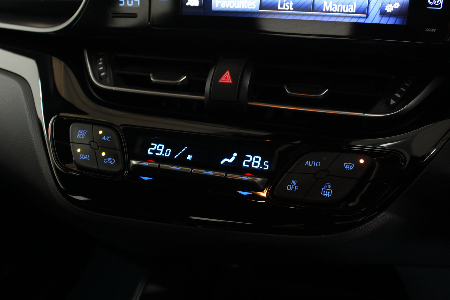 Toyota C-HR 1.8 Hybrid Icon 5dr CVT