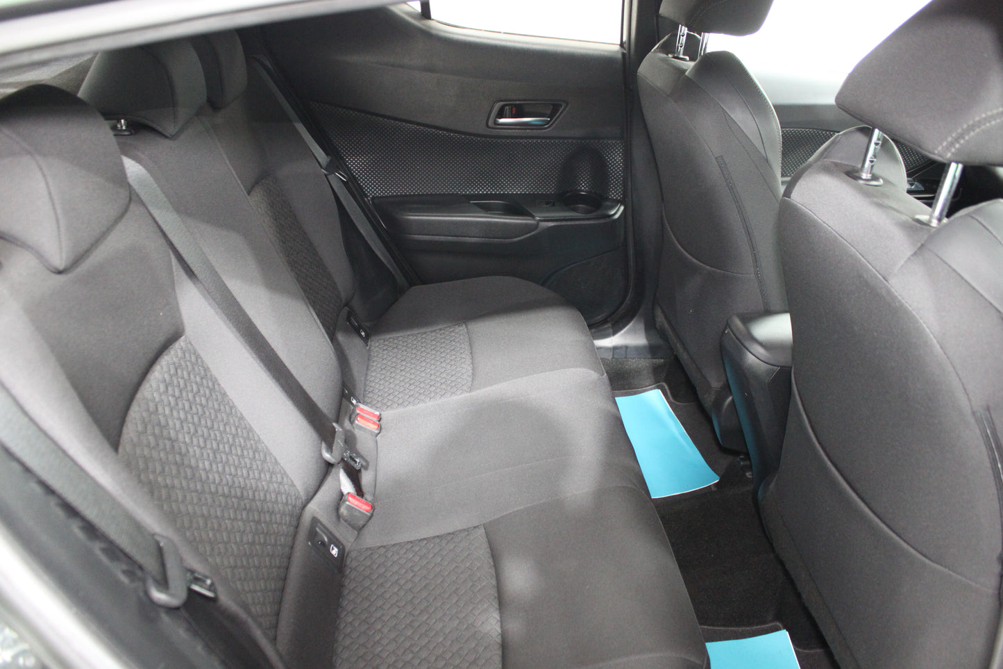 Toyota C-HR 1.8 Hybrid Design 5dr CVT