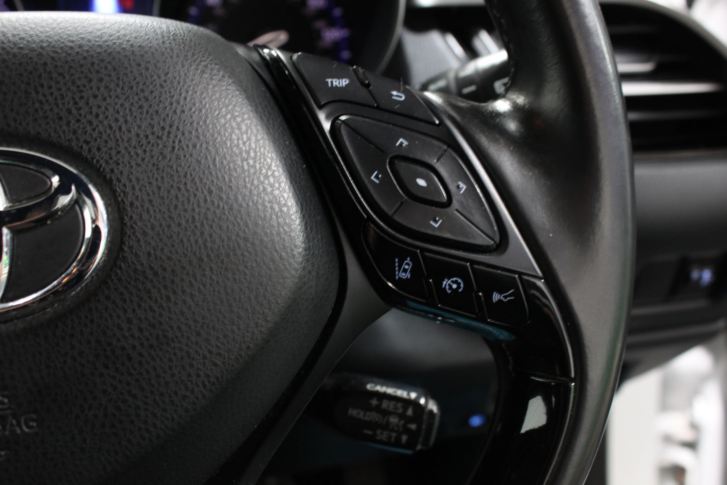 Toyota C-HR 1.8 Hybrid Icon 5dr CVT