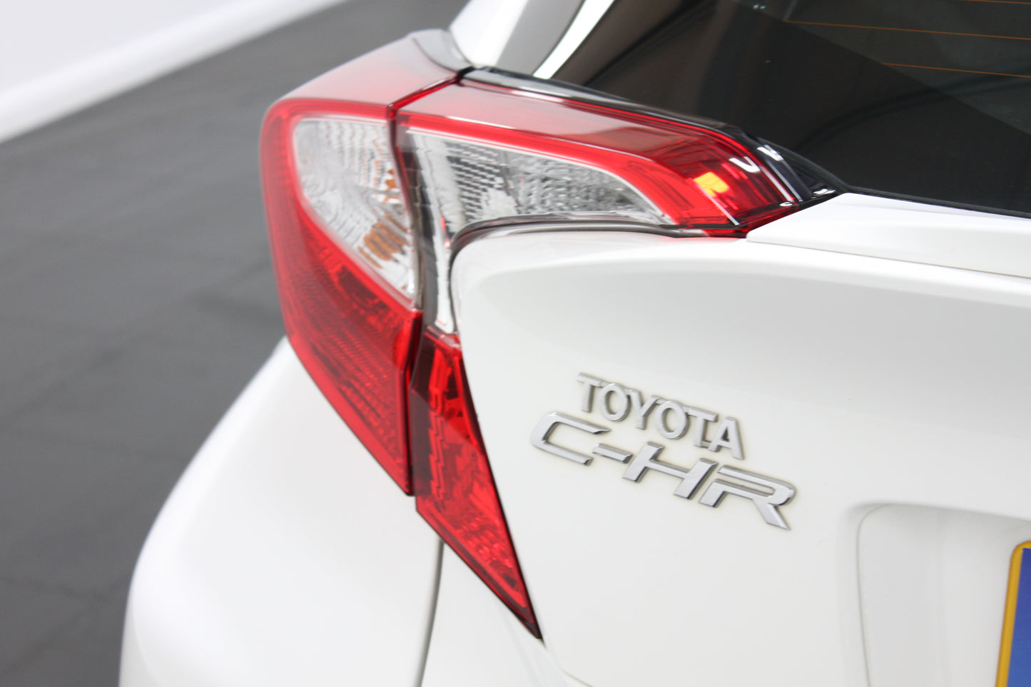 Toyota C-HR 1.8 Hybrid Icon 5dr CVT