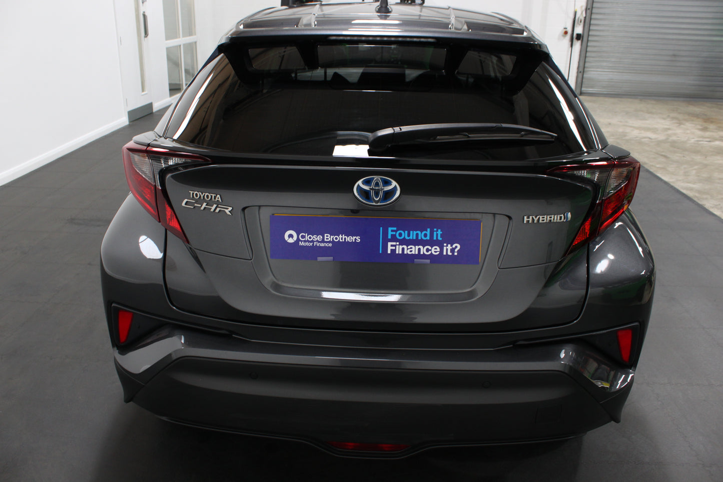 Toyota C-HR 1.8 Hybrid Design 5dr CVT