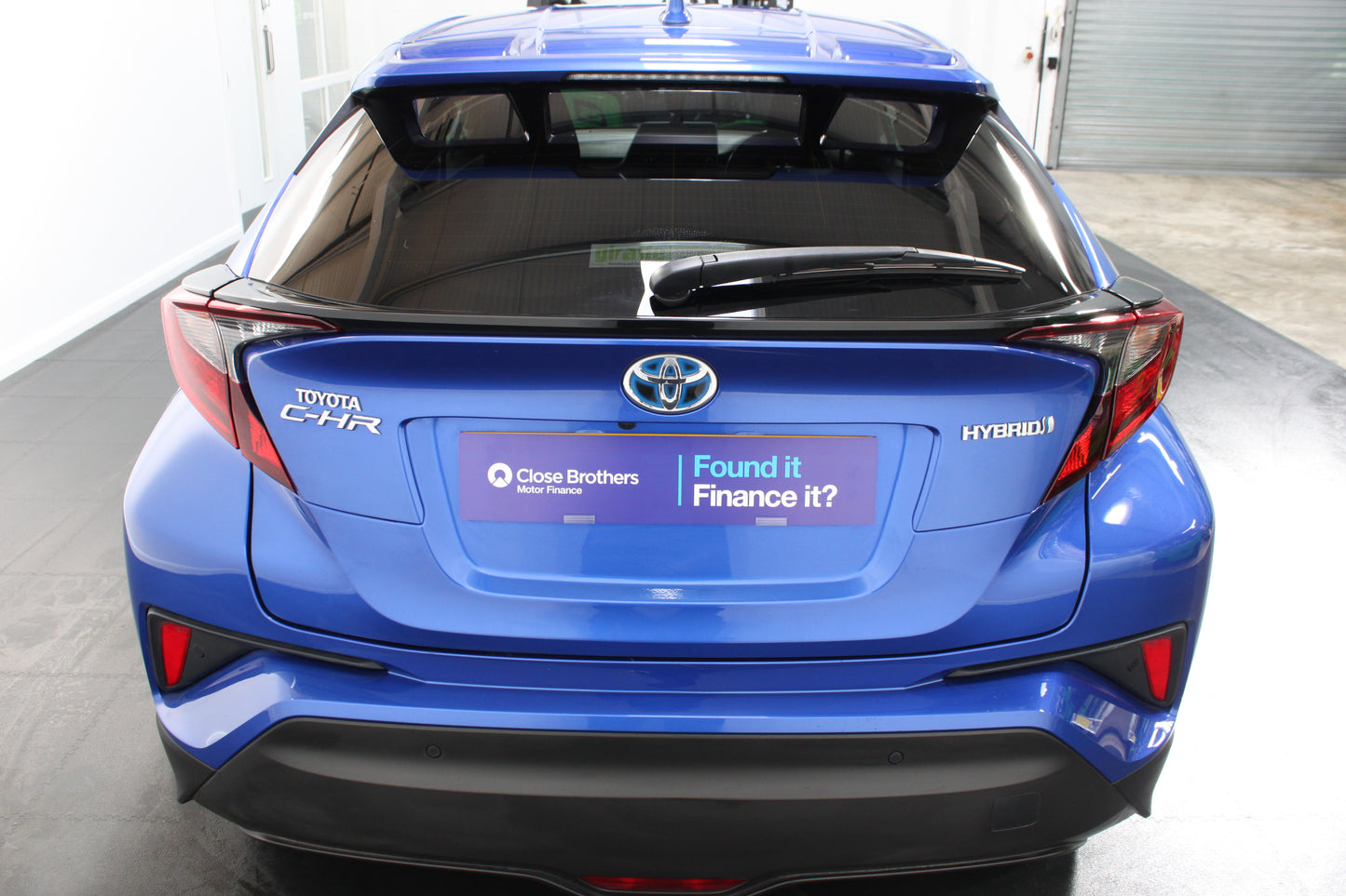 Toyota C-HR 1.8 Hybrid Design 5dr CVT