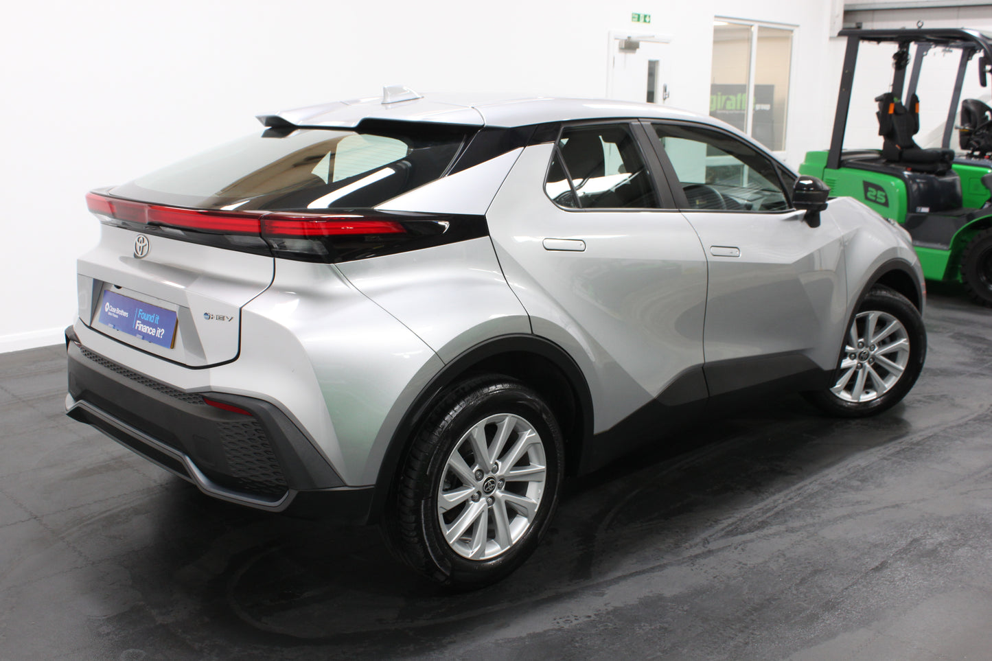 Toyota C-HR 1.8 Hybrid Icon 5dr CVT New Model
