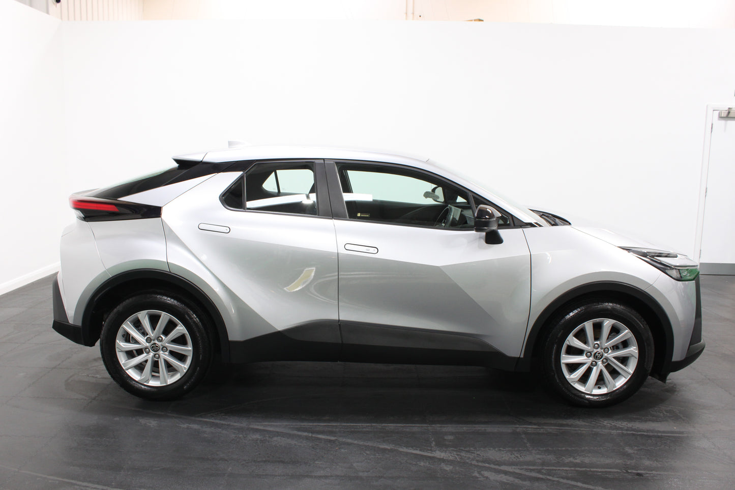 Toyota C-HR 1.8 Hybrid Icon 5dr CVT New Model