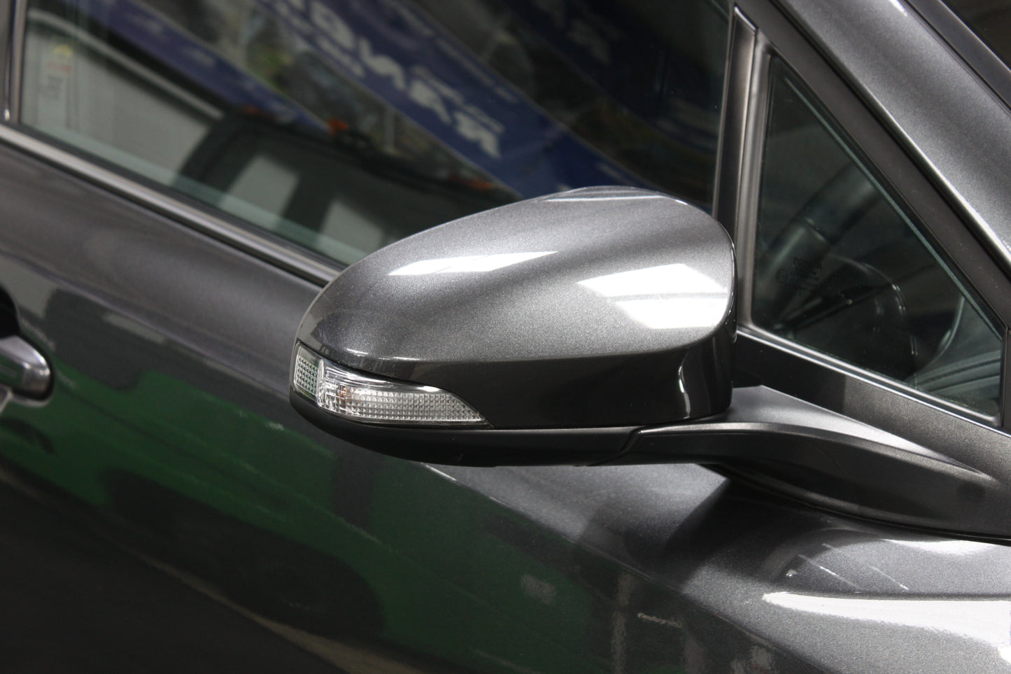 Toyota C-HR 1.8 Hybrid Design 5dr CVT