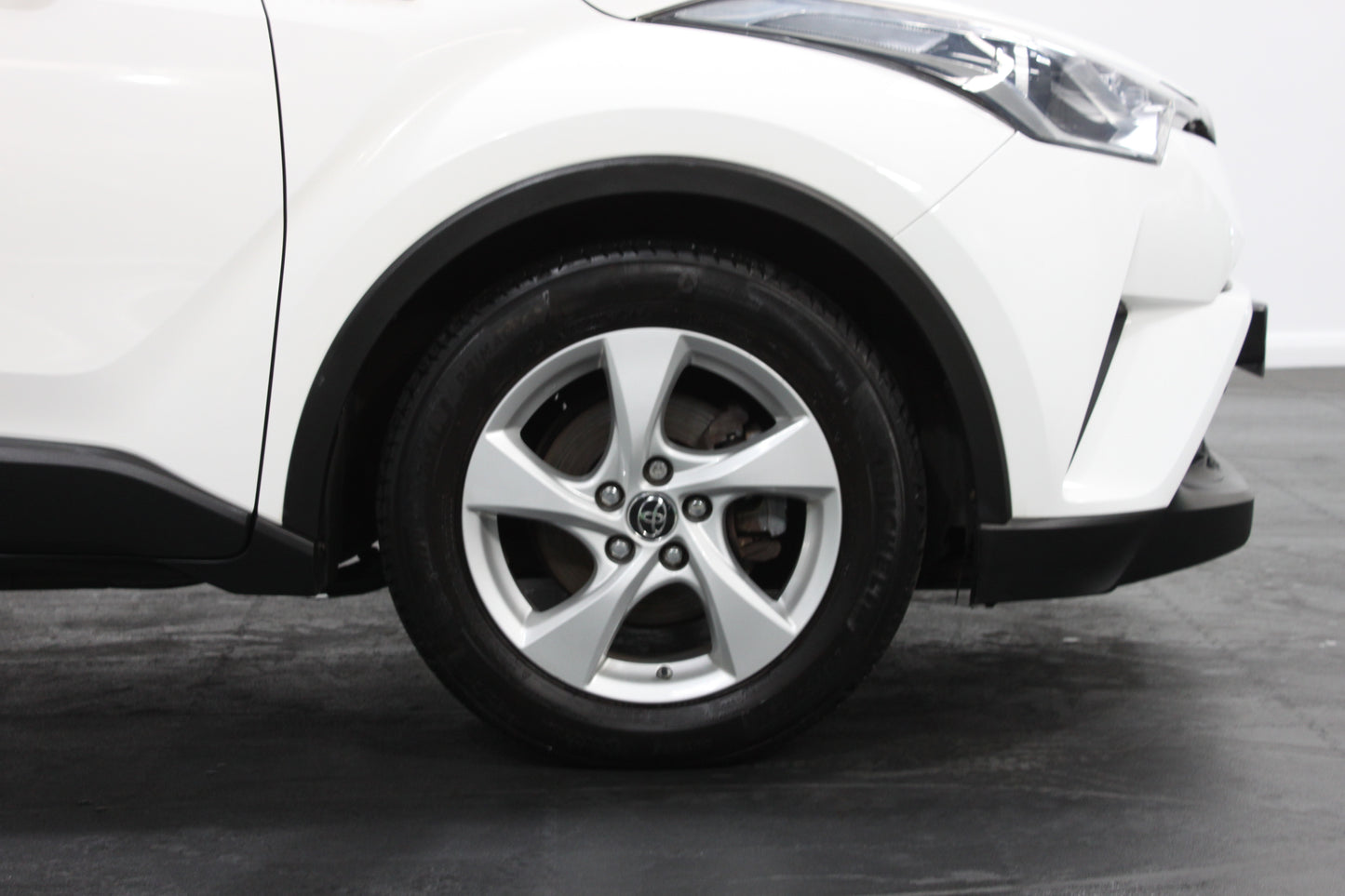 Toyota C-HR 1.8 Hybrid Icon 5dr CVT