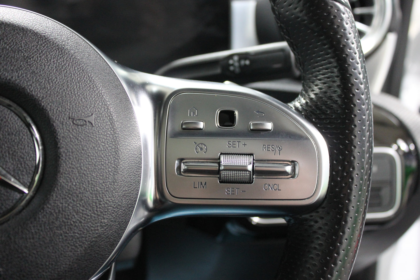 Mercedes CLA 180 AMG Line Premium Plus 4dr Tip Auto