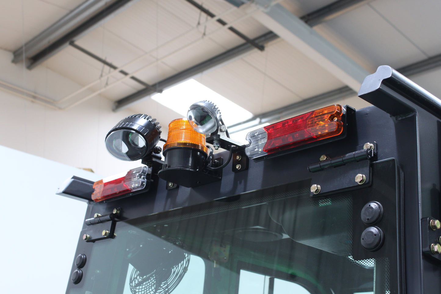 giraffe FD30 Premium  | Full Cab Diesel Counterbalance  | 4-Wheel Forklift