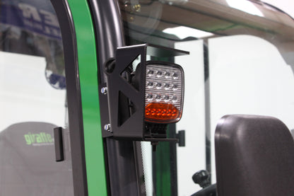 giraffe FD30 Premium  | Full Cab Diesel Counterbalance  | 4-Wheel Forklift