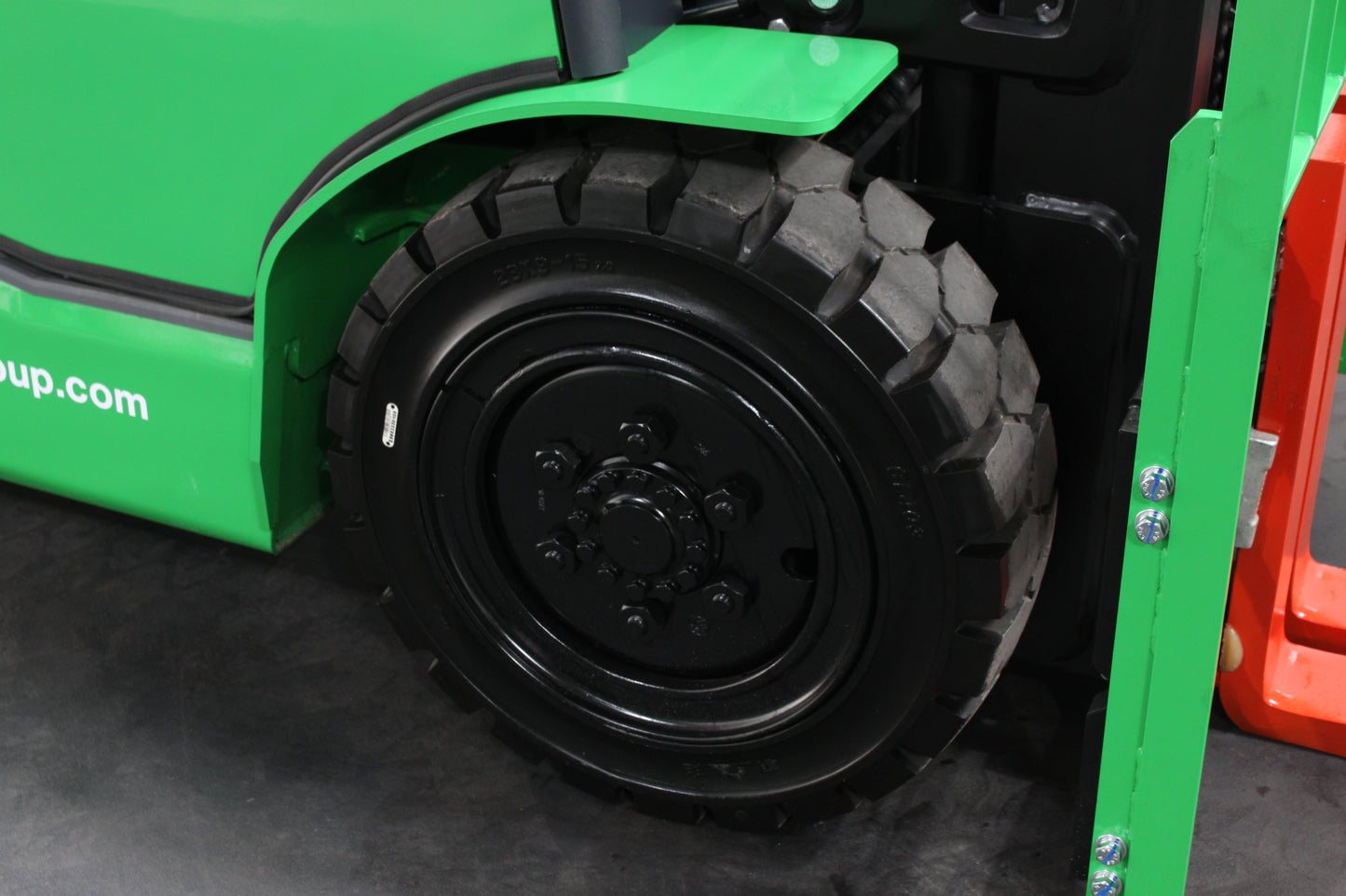 giraffe FD30 Premium Plus Adv Safety  | Full Cab Diesel Counterbalance  | 4-Wheel Forklift