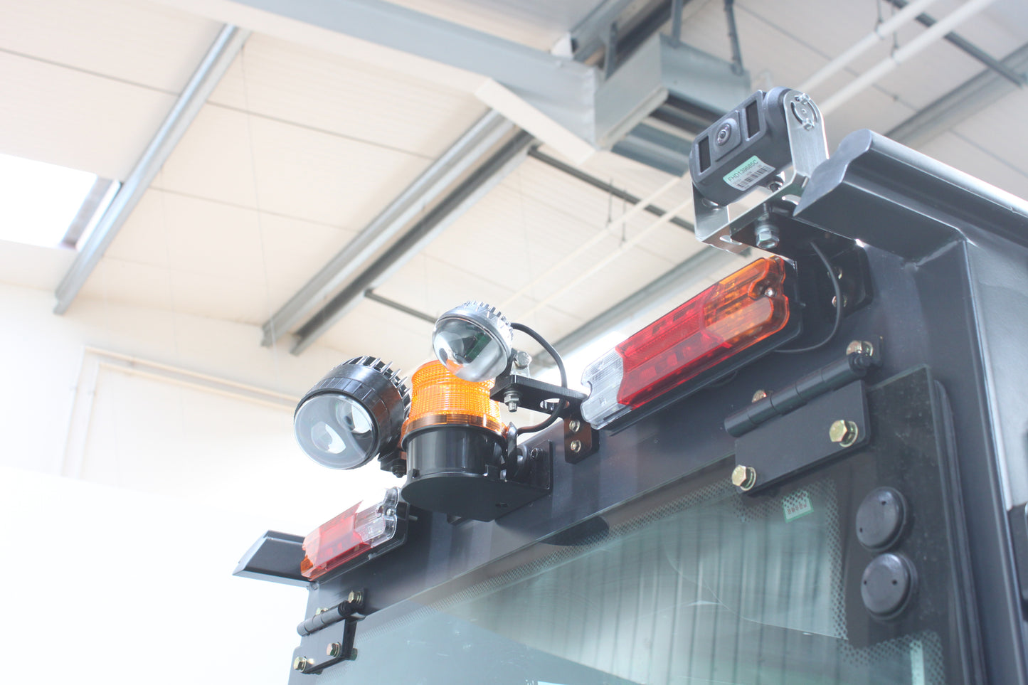 giraffe FD30 Premium Plus Adv Safety  | Full Cab Diesel Counterbalance  | 4-Wheel Forklift