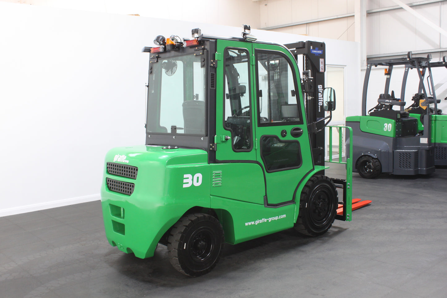giraffe FD30 Premium Plus Adv Safety  | Full Cab Diesel Counterbalance  | 4-Wheel Forklift