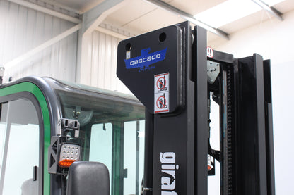 giraffe FD30 Premium Plus Adv Safety  | Full Cab Diesel Counterbalance  | 4-Wheel Forklift