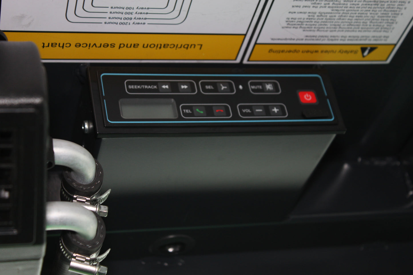 giraffe FD25 Premium Plus Advanced Pedestrian Safety | Full Cab Diesel Counterbalance | 4-Wheel Forklift