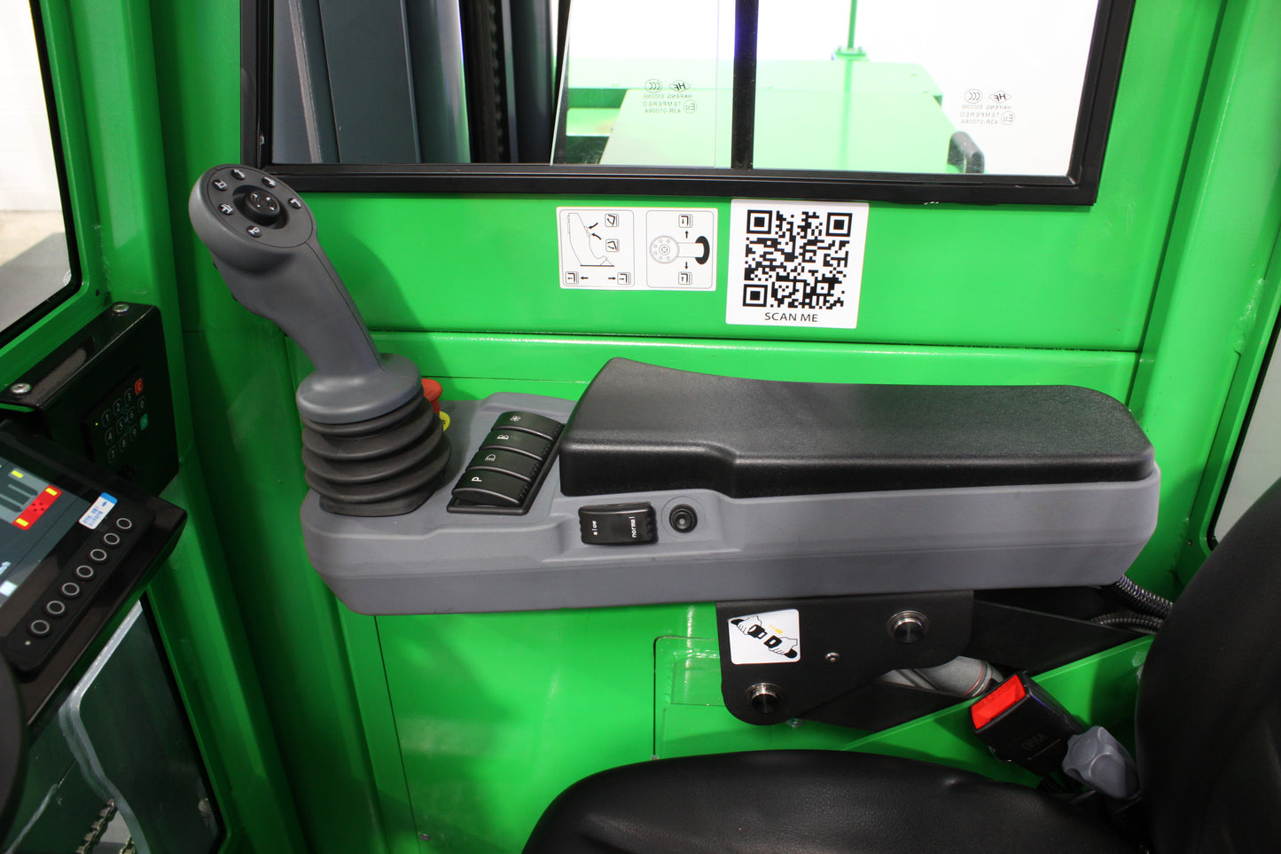 MiMA MQC40 - Multidirectional Full Cab (2025)