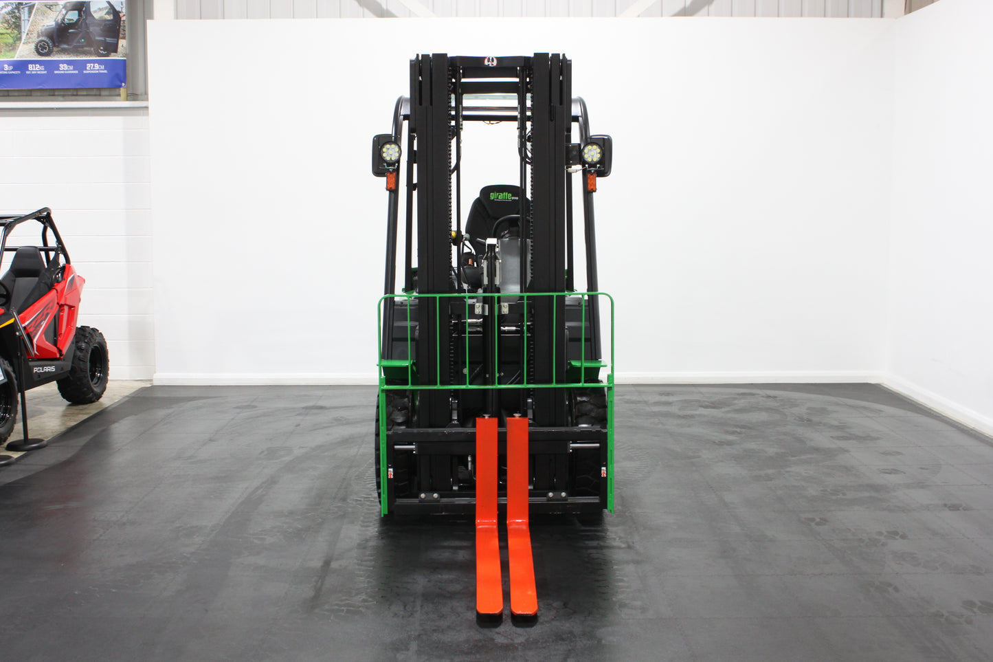 giraffe GBL25 2.5T Lithium Electric 4-Wheel Forklift | Fast Charging, Zero Emissions