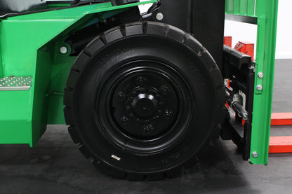 giraffe FD50 Premium| Full Cab Diesel Counterbalance | 4-Wheel Forklift