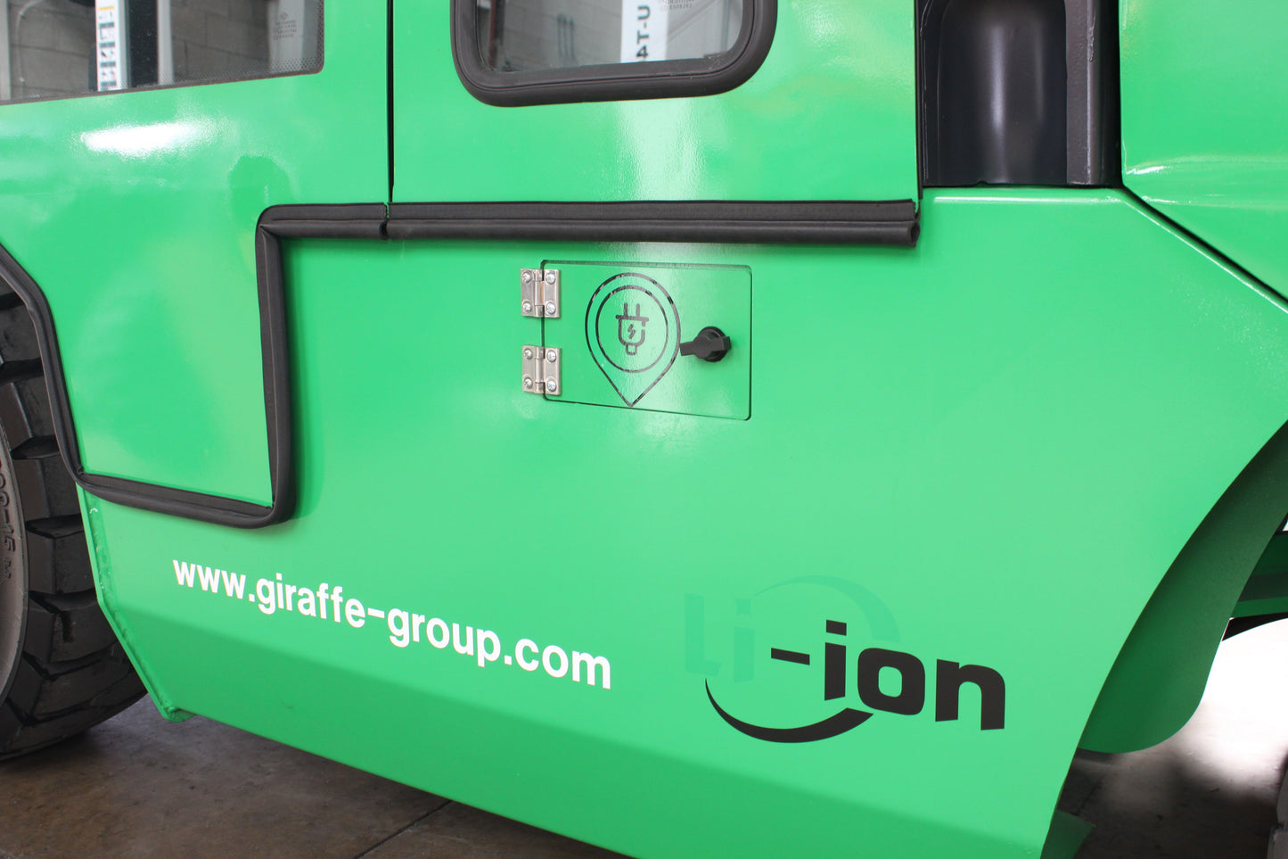 giraffe GBL50 Premium Plus Advanced Pedestrian Safety | Full Cab Lithium Electric Counterbalance  | 4-Wheel Forklift